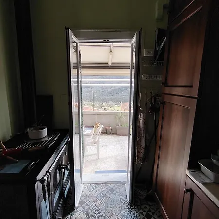 La Casa Colorata Con Vista Apartment Borgomaro